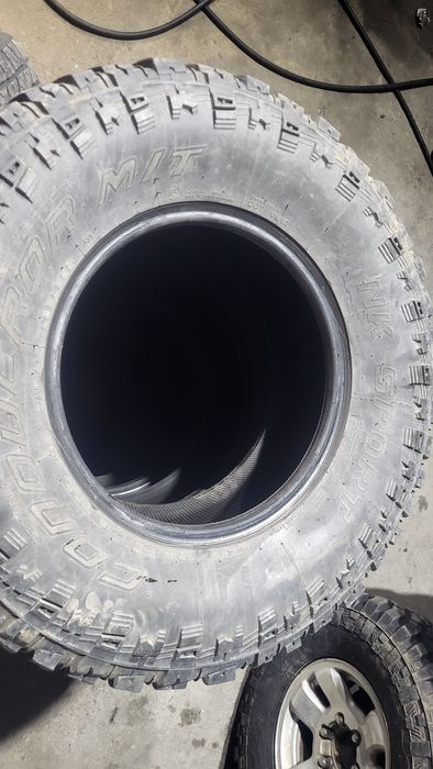 Продам Покрышка 285/75 R16                         .
