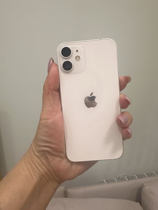 iPhone 12 mini идеальный