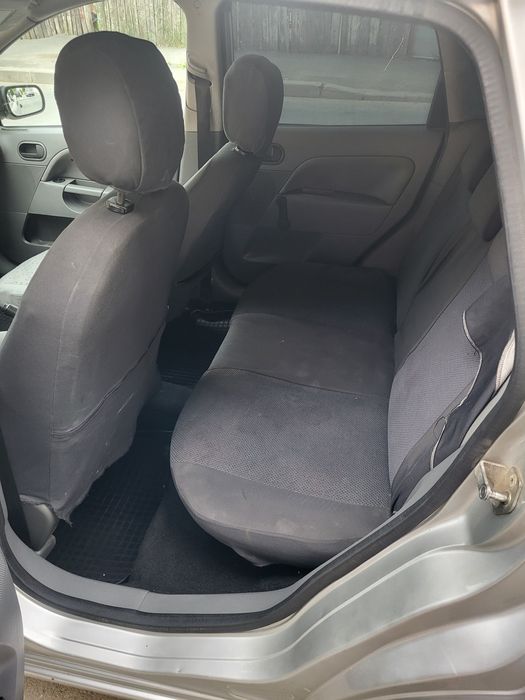 FORD Fiesta 2004 — imagine 5