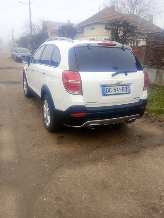 Vând chervolet captivia