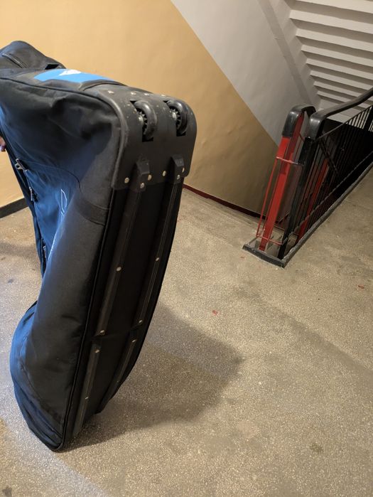 Husă transport bicicletă Chain Reaction Cycles + huse pentru roți – stare excelentă