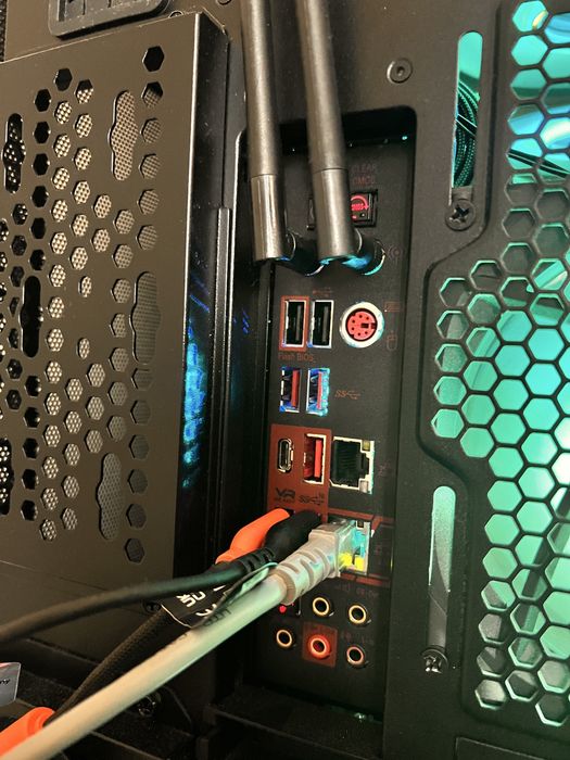 Гейминг PC RX 9070 XT / Ryzen 7 5800X3D / 32GB RAM / 1TB NVMe