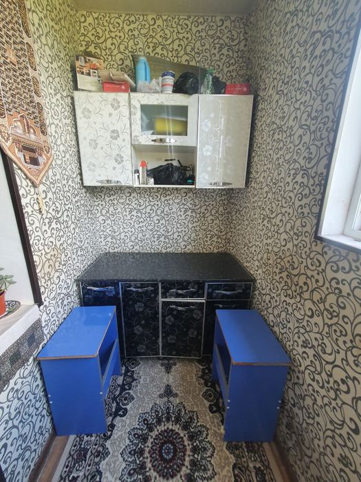 Uy sotiladi Юунсбат13кв 2,4,4 xolati orta