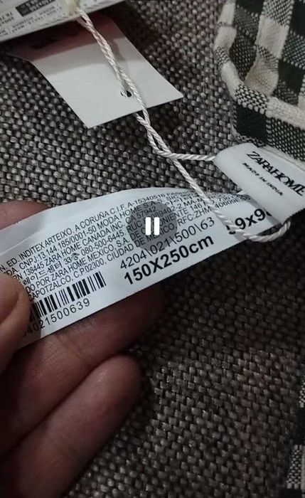 Скатерть ZARA новая