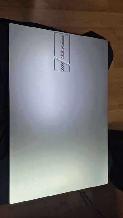 Asus vivobook 15