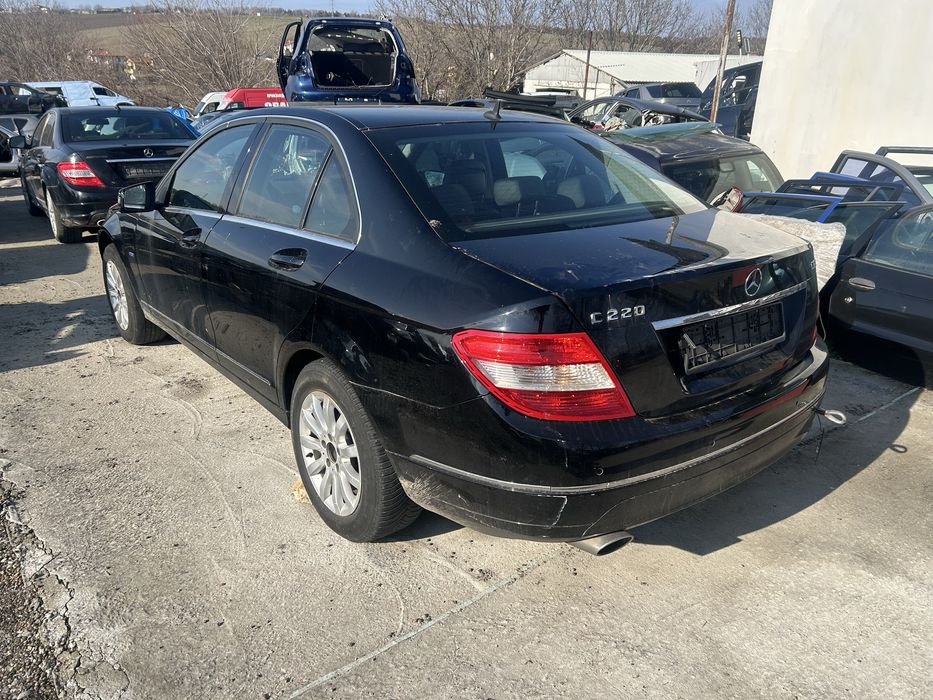 Mercedes W204 2.2CDI 651,  170кс. 2011г. - НА ЧАСТИ
