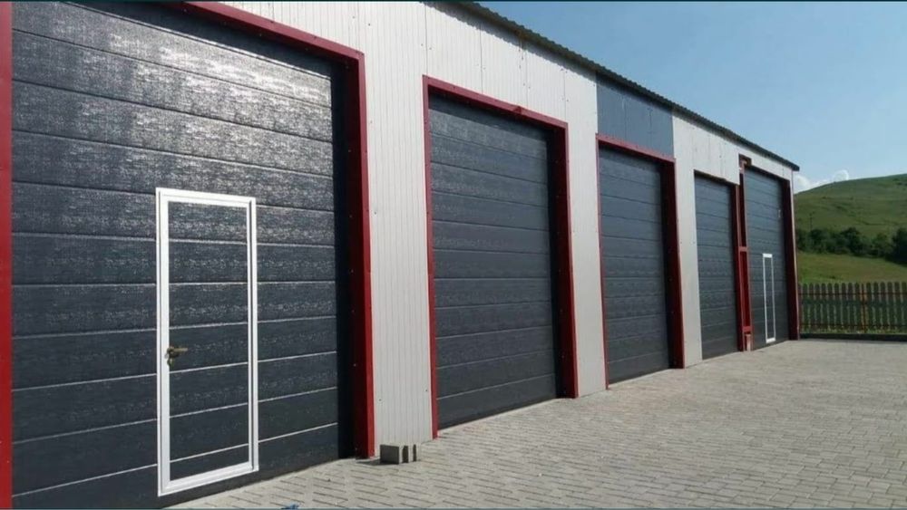 Vand Hala Metalica 10 X 20 completa cu panouri sandwich