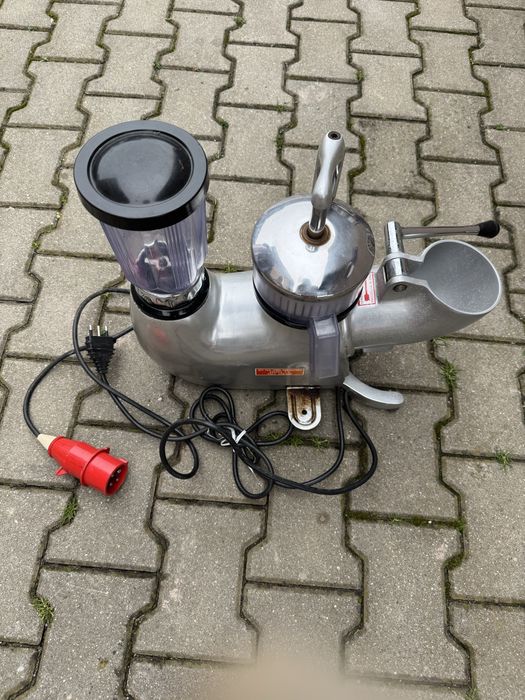 Storcator multifuncționl