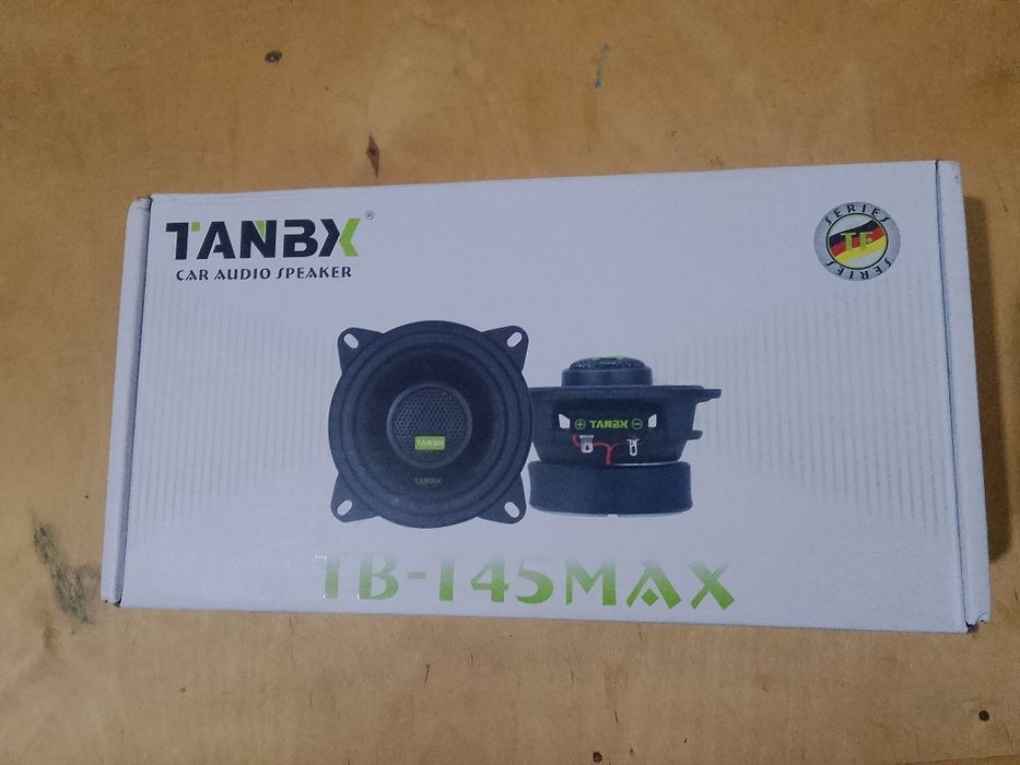 Машинага колонка, монитор