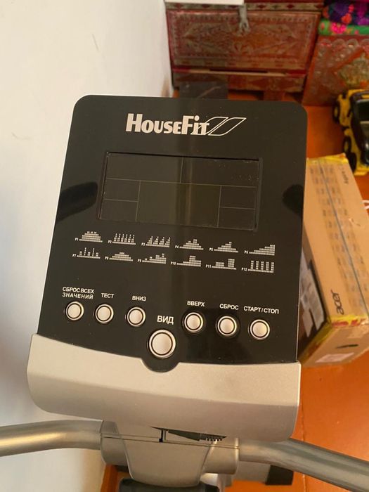 Велотренажёр HouseFit.