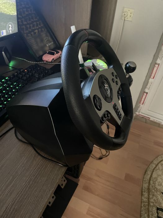 Volan gaming myria mg7418