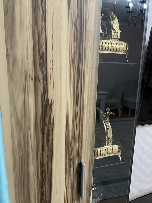 Продам срочно стенку