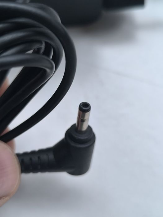 Зарядно Lenovo 45W