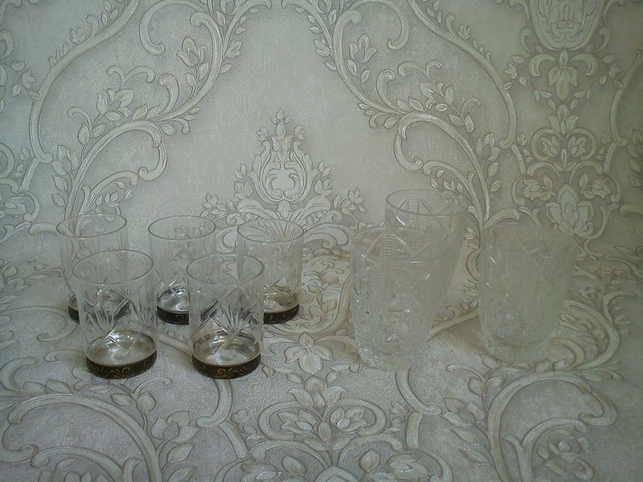 Рюмки : 2 набора