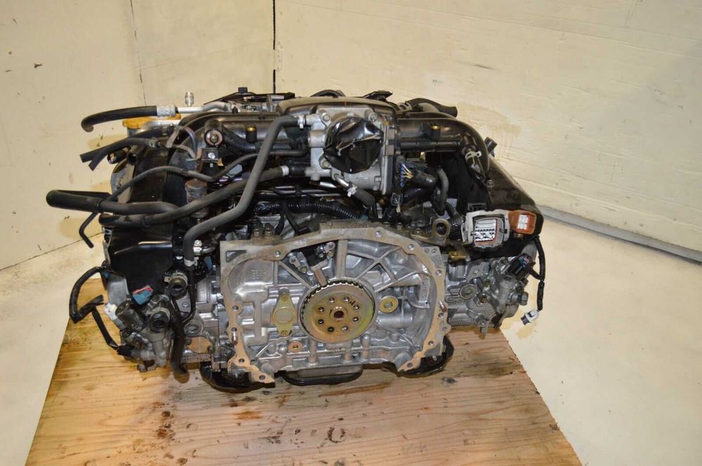 EZ30 Subaru Двигатель