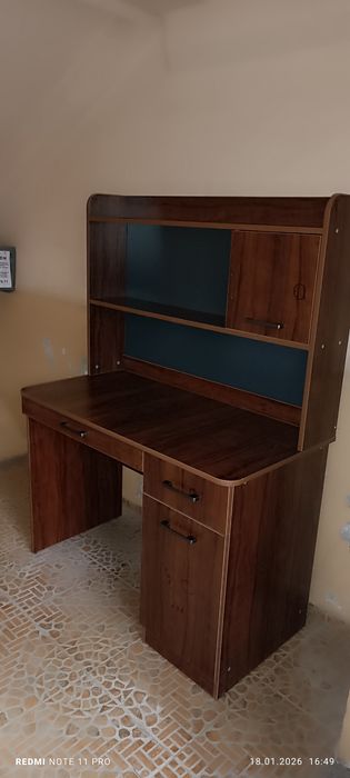 Parta, bolalar va ofis uchun parta
