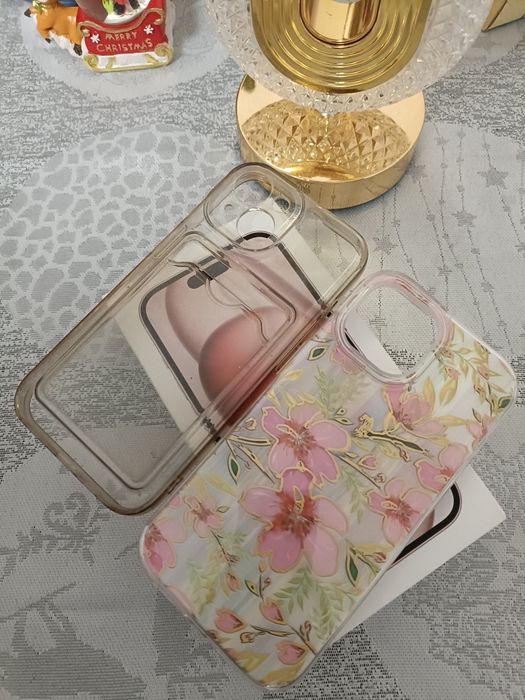 Vând iPhone 15 Pink 128GB