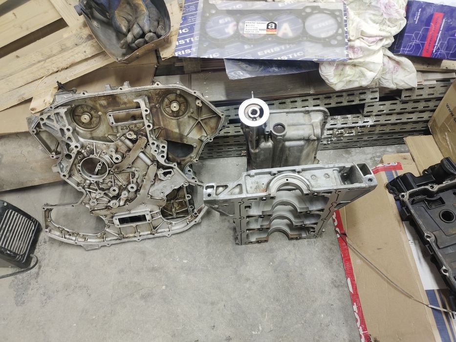 Продам головки ,Блок Нисан Падвайндер