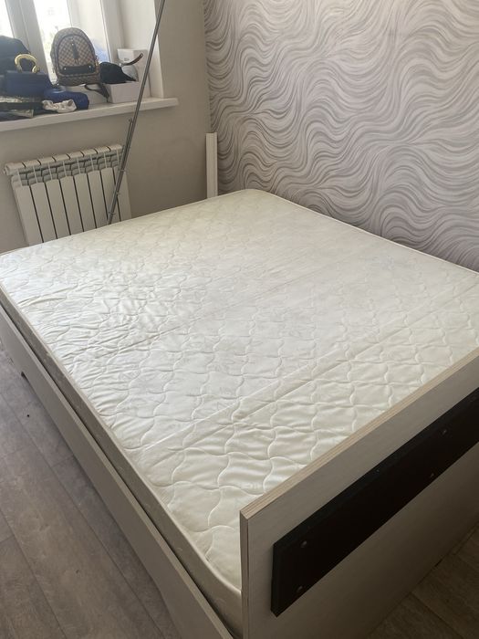 кровать 180*200, самовывоз