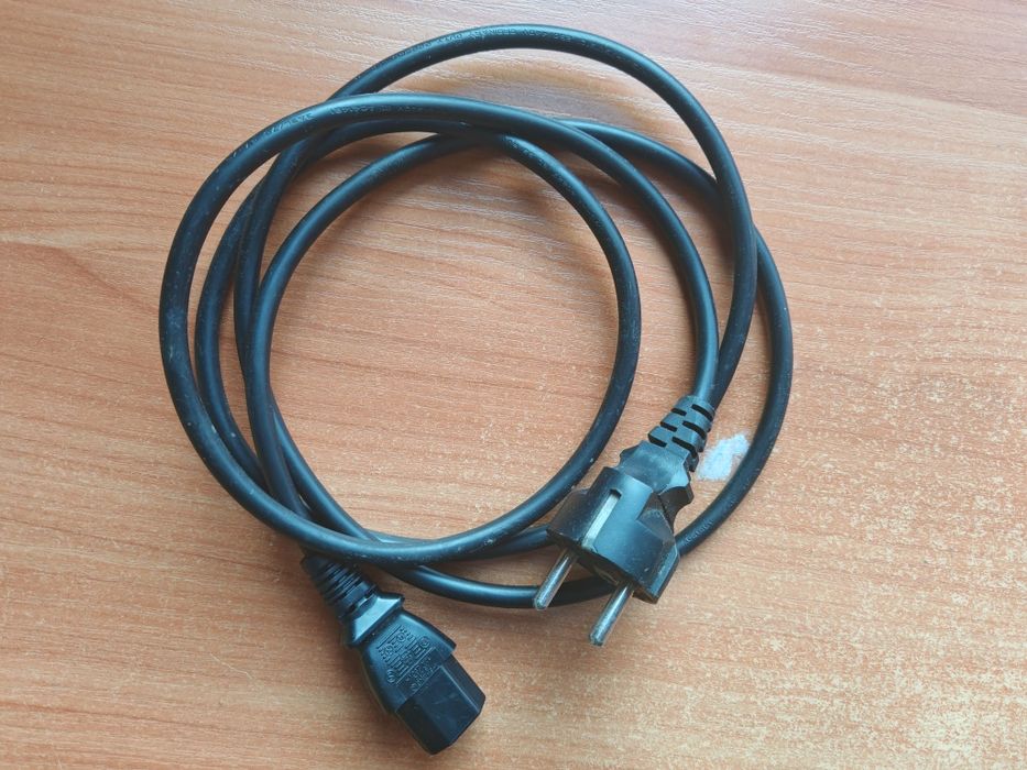 Кабели за 5 лева