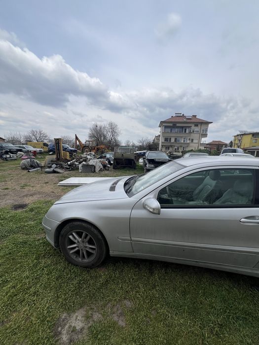 На части w203 sport coupe 2003 година