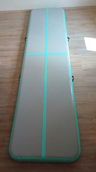Saltea gimnastica gonflabila 400x100x20