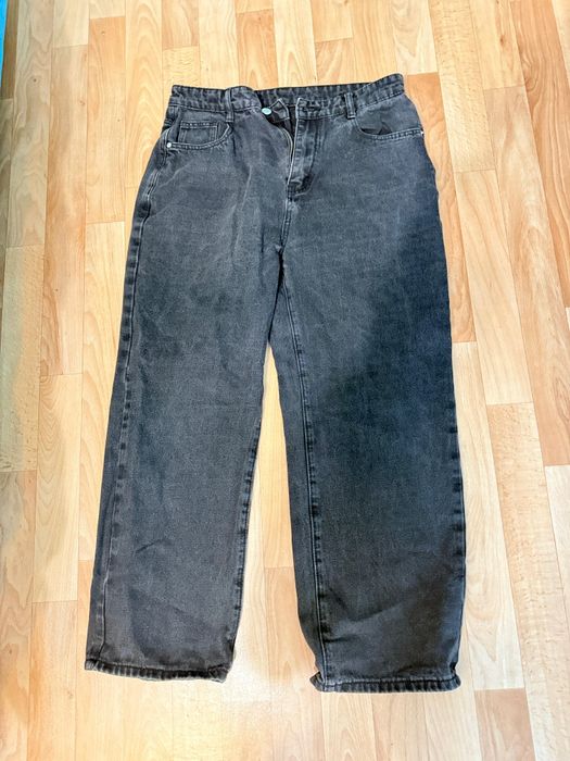 Джинсы чёрные прямые