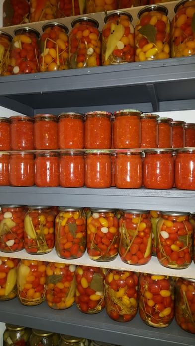 Соленные огурцы помидоры варенье