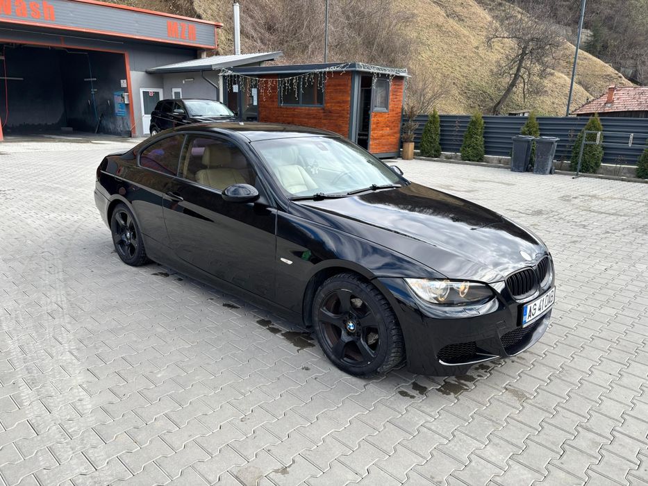 Bmw e92  an 2007 motor 2.0 benzina