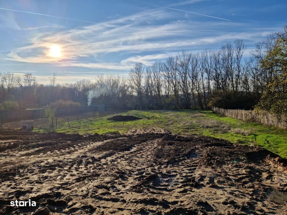 Teren Simnicu de Sus- Iesire la drum national -Toate utilitatile