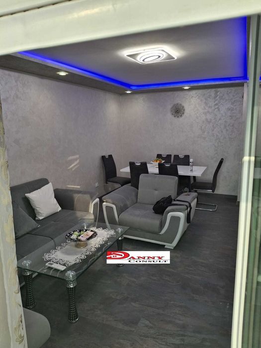 Тристаен, ремонтиран апартамент за продажба - гр. Павликени