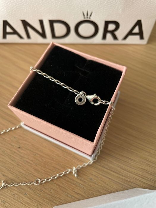 Верижка на Pandora