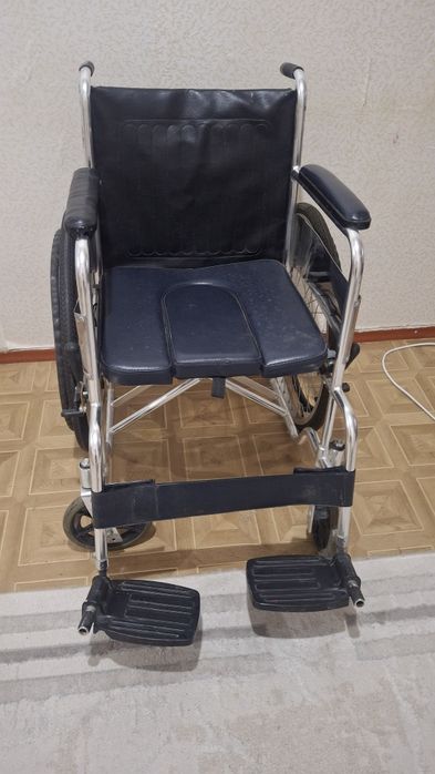 Инвалидная коляска