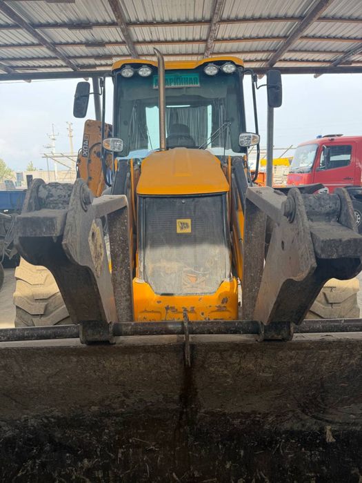 Продается JCB 4х оригинальный английского производства
