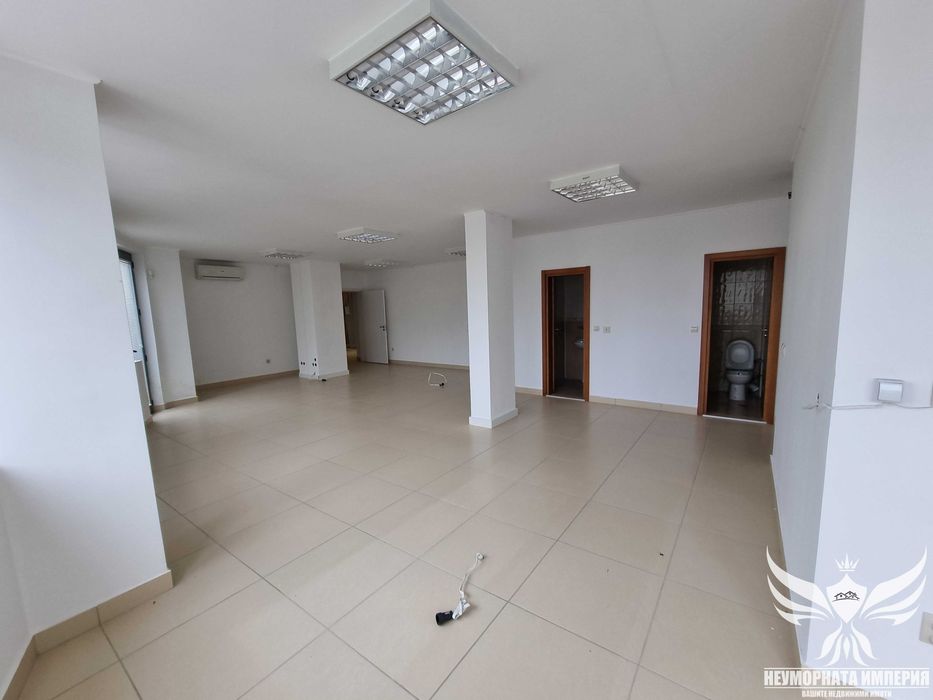 Дава се под наем Магазин в Асеновград - 465 кв.м за 996.03 € - Снимка #7