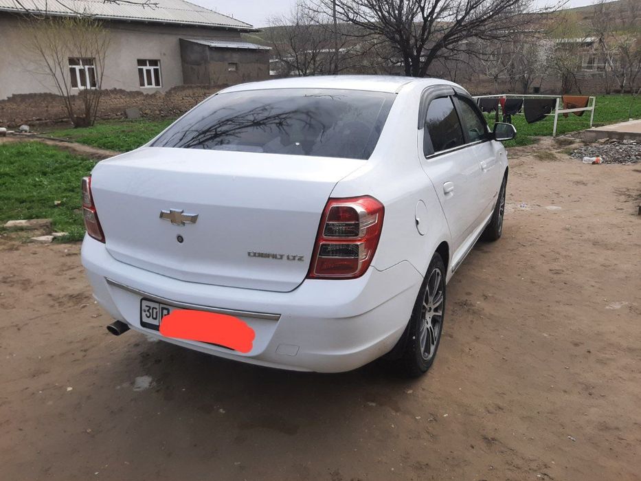 Kobilt sotiladi 2015