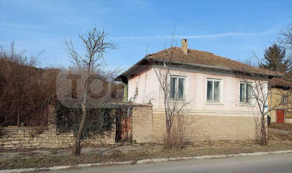 Продава се Къща в с. Лом Черковна, Област Русе - 80 кв.м за 94 €/кв.м - Снимка #3