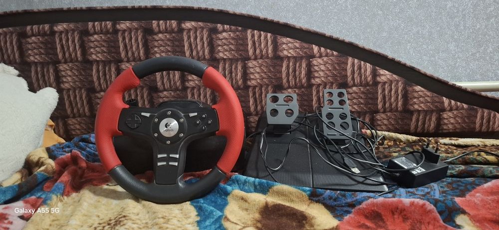 Руль  игровой Logitech Formula Force EX Feedback USB