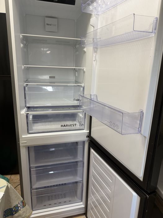 Frigider beko neo frost