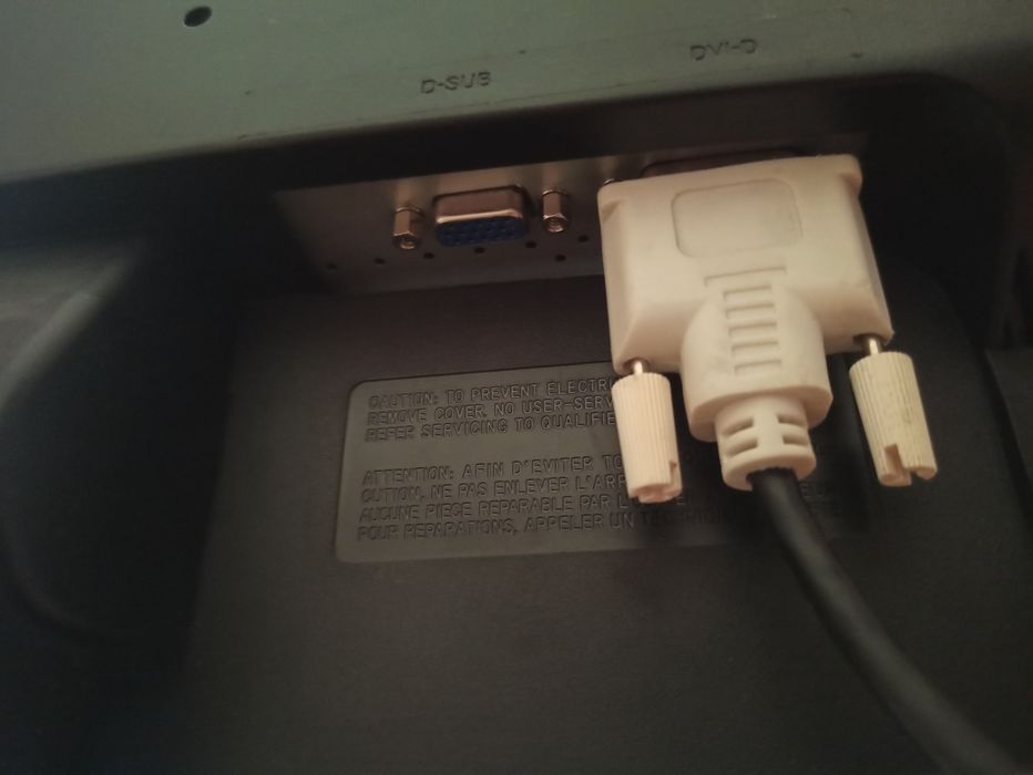 Монитор LG 22" 60hz