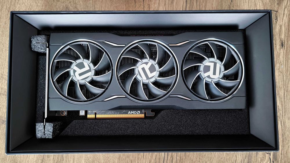 Radeon RX 6750 XT 12GB