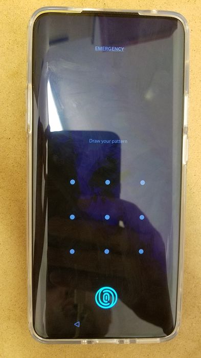 OnePlus 7 Pro дисплей и гръб без драскотини