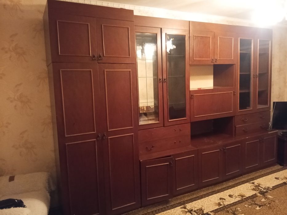 Бесплатно отдам стенка шкаф