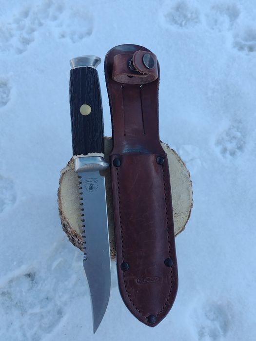 Vând cuțit de vânătoare Mikov Republica cehă