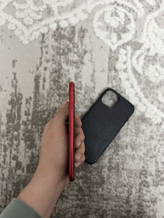 Продам Айфон Хр в отличном состояние