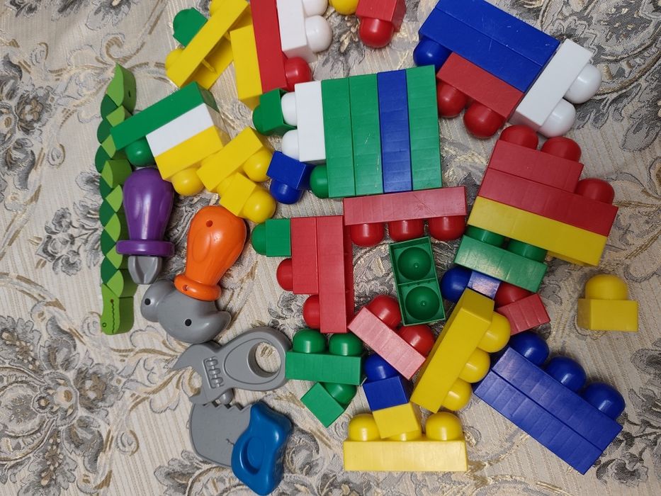 Отдам детские игрушки