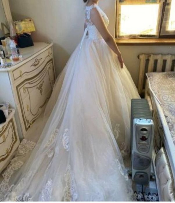 Свадебный платья