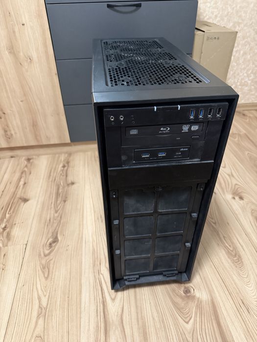 Геймърски Компютър I7/GTX1080