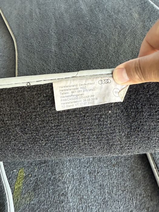 Оригинални предни задни стелки за Audi A4 2008-15 черни с сив кант