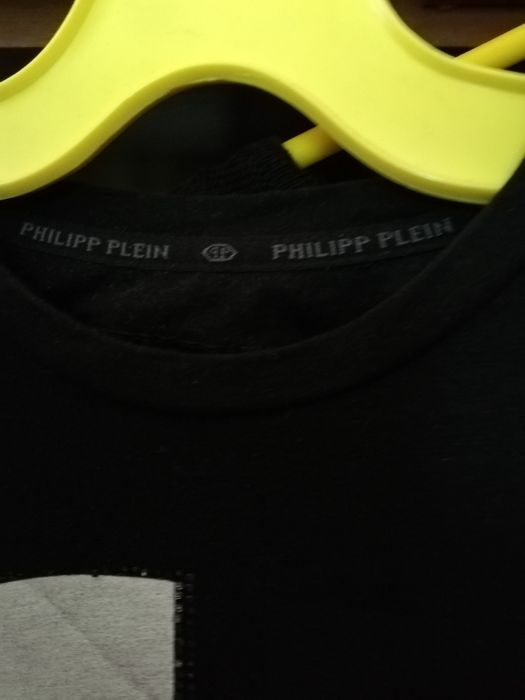 Продавам тениски запазени